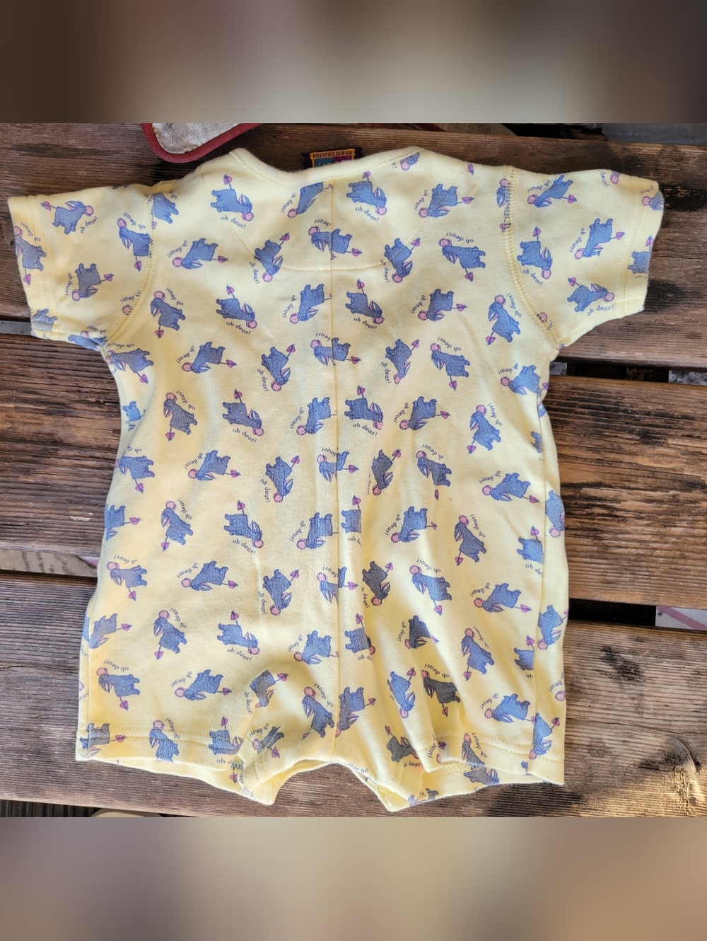 Vintage POOH SZ 9M VGUC PALE YELLOW w/ WINNIE THE POOH print 1pc Romper - Picture 2 of 7